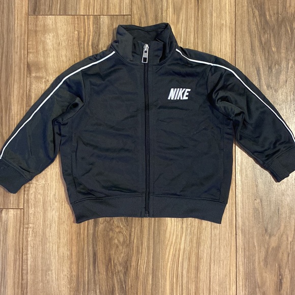Nike Baby Tracksuit. NWOT - Picture 3 of 5